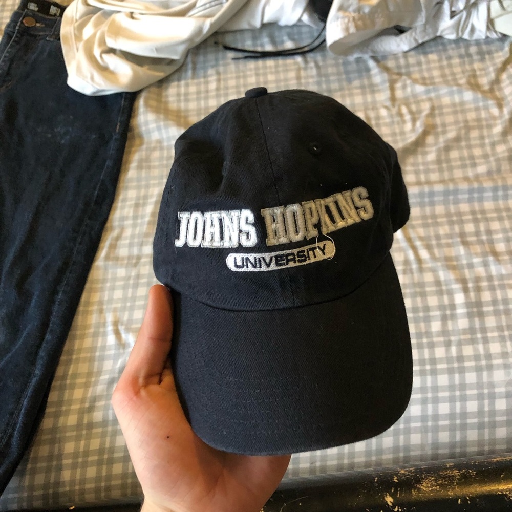 Johns Hopkins dad hat
